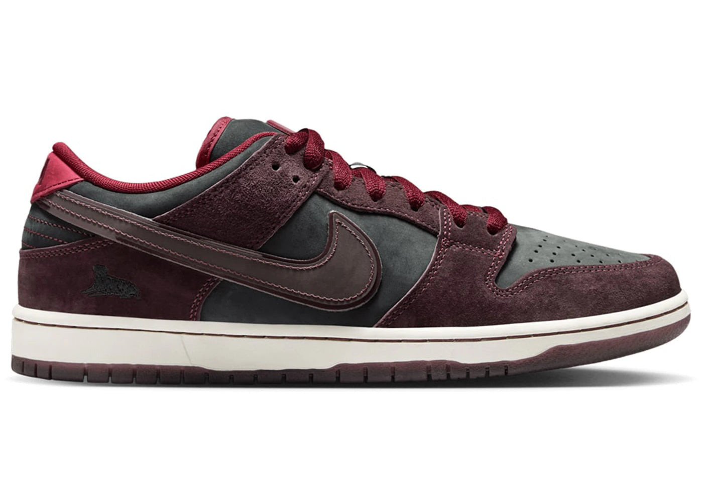 Nike SB Dunk Low Riot Skateshop